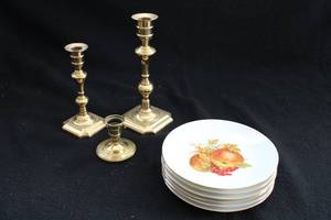 lot 88 image: Jahre Bareuther set of 6 Varied Dessert Places and Candle Holders