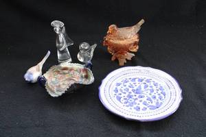 lot 93 image: Glass Bird Decor Items Toscany, SGimighano, and More