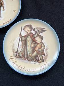 lot 42 image: B Hummel Plates Christmas 1972, 1973, 1974