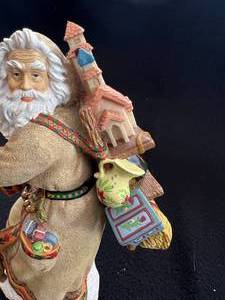 lot 52 image: 1997 Pipka Santas Polish Father Christmas Figure