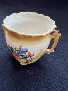 lot 68 image: Small Teacup made in Slovakia