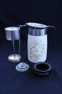 lot 178 image: Vintage Corning Ware Electric Coffee Pot - Cord not Included