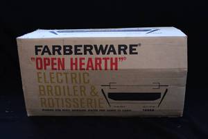 lot 174 image: Farberware Open Hearth Electric Boiler & Rotisserie