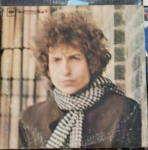lot 44B image: Classic Vinyl LP Collection A - The Essential Bob Dylan
