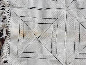 lot 83 image: Vintage Aran Style Blanket  Bedspread Patchwork