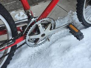 lot 79 image: Trek 820 Antelope Mountain Bike - Candy Apple Red