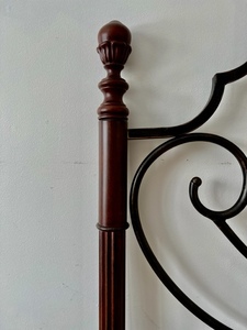lot 90 image: Gorgeous Queen Scrolled Headboard