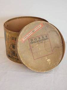 lot 93 image: Darling Vintage Graphic Print Hat Box - Dobbs Fifth Avenue Hats - New York