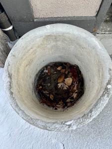 lot 34A image: Classic Concrete Planter A
