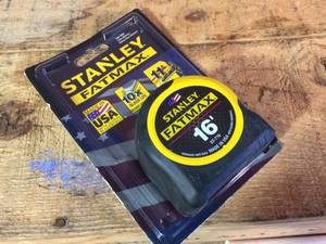 lot 32 image: Stanley FatMax 16 Tape Measure