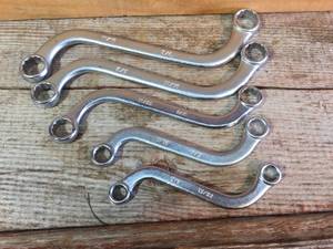 lot 46 image: 5pc SAE S Wrenches