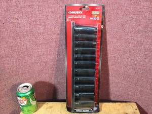 lot 70 image: Husky 11pc 12dr Deep Impact Socket Set -SAE