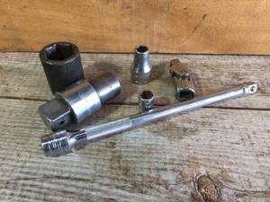 lot 80 image: Snap-On Misc Sockets - Matco