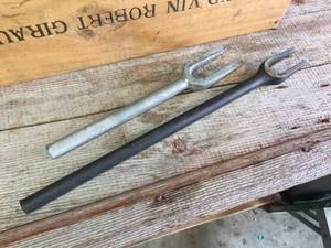 lot 79 image: Snap-On Other Ball Joint Pickle Forks