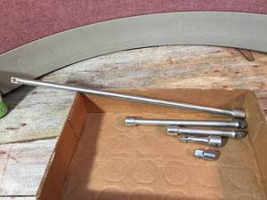 lot 92 image: Craftsman 12 Socket ExtensionsAdapter