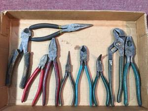 lot 95 image: Group Pliers - Cutters