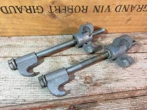lot 109 image: Automative ShockStrut - Spring Clamps