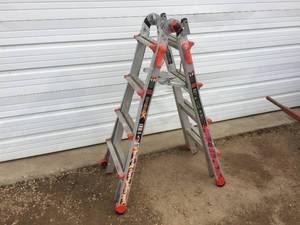lot 125 image: Little Giant Extra Heavy Duty Ladder System