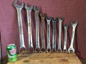 lot 132 image: Group Large Wrenches
