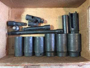 lot 143 image: 12dr Metric Impact Sockets - Extensions