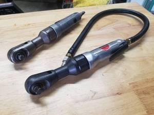 lot 17 image: Rockford Pneumatic Tool 38 Air Ratchet and Other