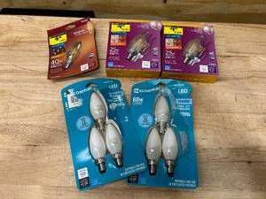 lot 97 image: Lot of Light Bulbs