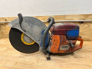 lot 78 image: HUSQVARNA X-TORQ 14 Gas Powered Concrete Saw