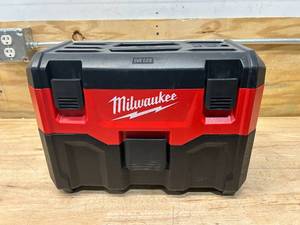 lot 47 image: MILWAUKEE M18 18-Volt 2 Gal. Lithium-Ion Cordless WetDry Vacuum (Vacuum-Only)