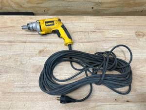 lot 101 image: DEWALT DW272 VSR Drywall Screwdriver