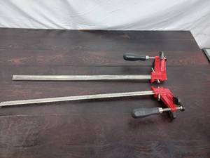 lot 11 image: Jet 24 Clamps