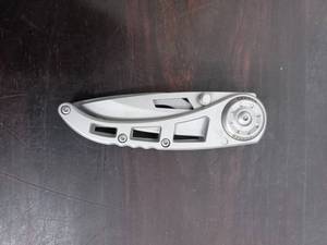 lot 74 image: Gerber Folding Knife Model No. 4661212A