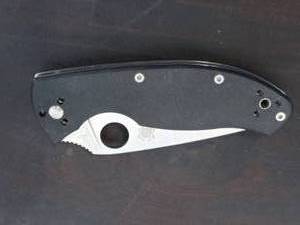 lot 80 image: Spyderco Knife Model No. 8Cr13moV