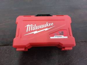 lot 111 image: Milwaukee Drill Bit Set