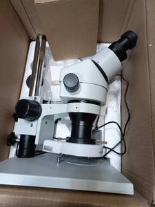 lot 139 image: AmScope Microscope