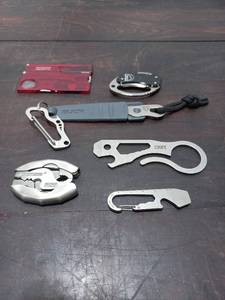 lot 148 image: Pocket ToolsKnives