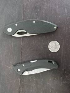 lot 175 image: Two Buck Folding Knives