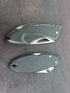 lot 177 image: Two Buck Folding Knives