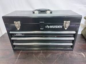 lot 189 image: Husky Toolbox & Tools
