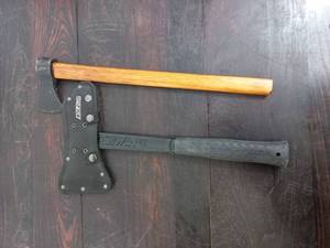 lot 196 image: Tomahawks