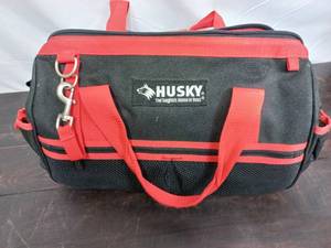 lot 197 image: Husky Bag & Tools
