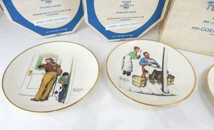 lot 55 image: Vintage 1979 Norman Rockwell Gorham Limited Edition Four Season - A Helping Hand Collector Plate Set