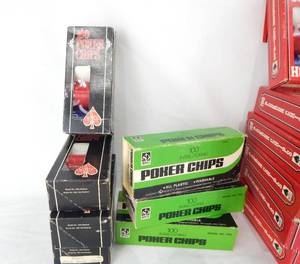 lot 63 image: Lot of 1500 Vintage 1970s and 1980s Plastic Poker Chips