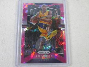lot 4 image: 2019 Panini Kobe Bryant Prizm Card...