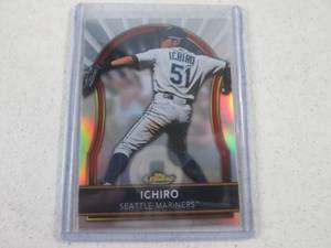 lot 54 image: 2011 Topps Finest Ichiro 427549 Re...