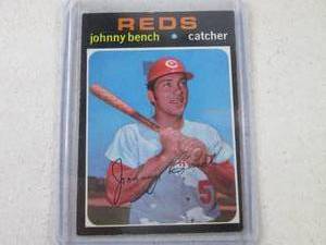 lot 91 image: 1971 Topps Johnny Bench Card...