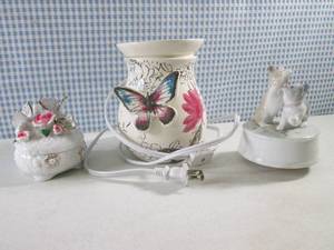 (CNTR) Butterfly Oil Warmer and Tri...