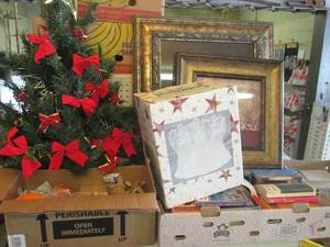 (EC1) Assorted Unsold Lots...