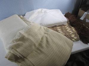 (A-2T) 4 Assorted Blankets...