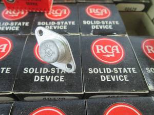 (CNTR) Lot of 24 RCA Solid-State De...