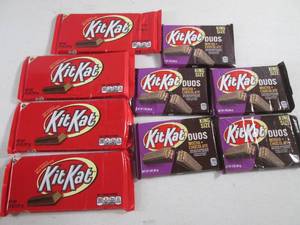 (B-1) XL and King Size Kit Kat Cand...